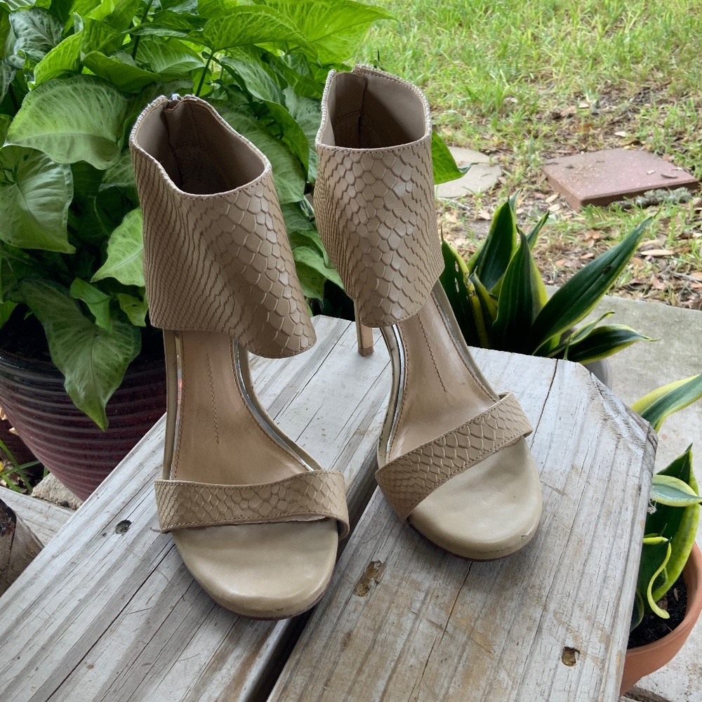 Gianni Bini Heels